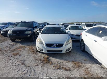 Lot #2992825105 2011 VOLVO C70 T5