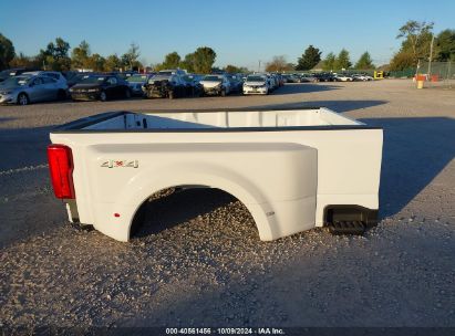 Lot #2992825044 2022 UNKNOWN SUPER DUTY DUALLY BED