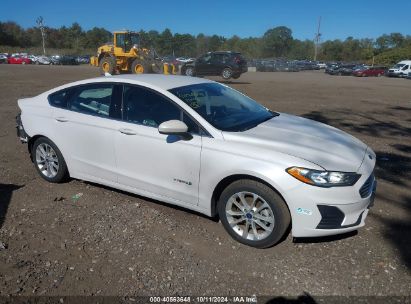 Lot #2995299666 2019 FORD FUSION HYBRID SE