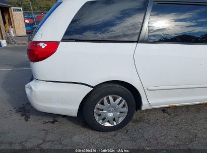 Lot #2996533707 2007 TOYOTA SIENNA LE