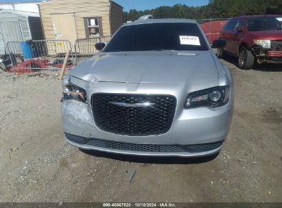 Lot #3007843061 2019 CHRYSLER 300 TOURING