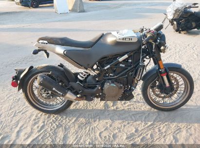 Lot #3035090797 2022 HUSQVARNA VITPILEN 401/SVARTPILEN 401