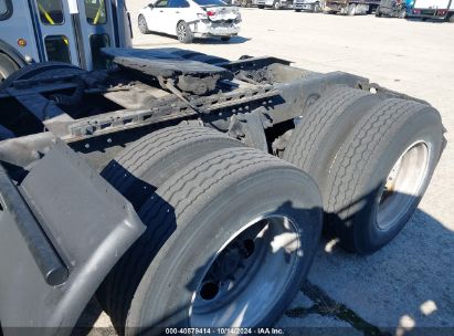 Lot #2992829783 2003 FREIGHTLINER CONVENTIONAL COLUMBIA