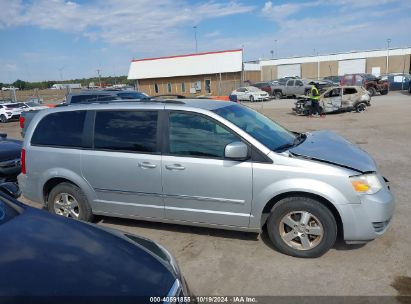 Lot #3018513895 2009 DODGE GRAND CARAVAN SXT