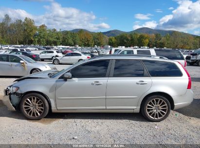 Lot #2995299480 2009 VOLVO V50 2.4I