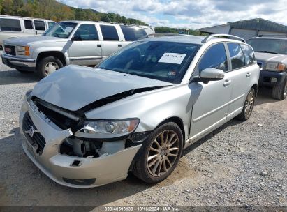 Lot #2995299480 2009 VOLVO V50 2.4I