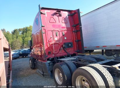 Lot #2992830221 2017 FREIGHTLINER CASCADIA 125