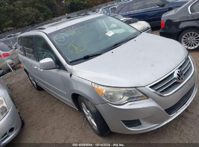 Lot #2995299089 2009 VOLKSWAGEN ROUTAN SEL