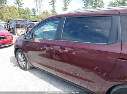 Lot #3042571647 2019 KIA SEDONA EX