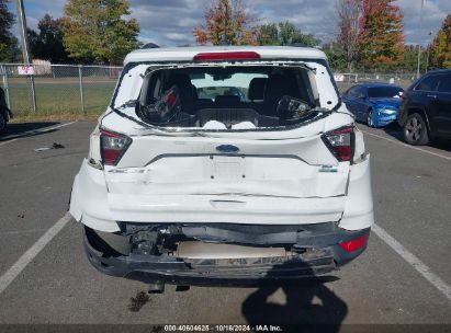 Lot #2990356851 2017 FORD ESCAPE SE