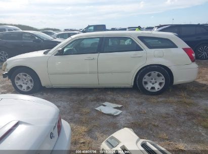 Lot #2995282542 2005 DODGE MAGNUM SE