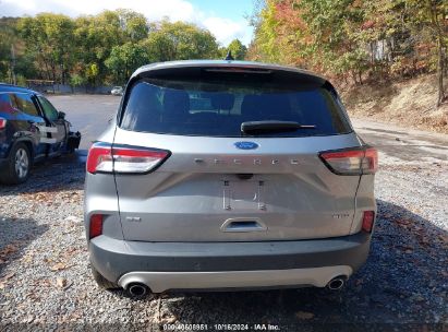 Lot #2995298932 2022 FORD ESCAPE SE