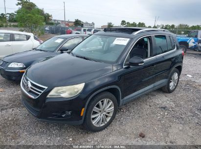 Lot #3035076129 2011 VOLKSWAGEN TIGUAN SE