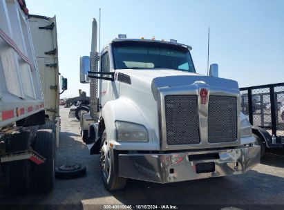 Lot #2992830167 2015 KENWORTH CONSTRUCTION T880