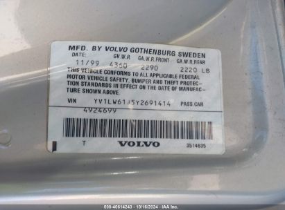 Lot #2992823903 2000 VOLVO V70 SE