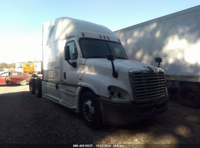 Lot #2992829951 2016 FREIGHTLINER CASCADIA 125