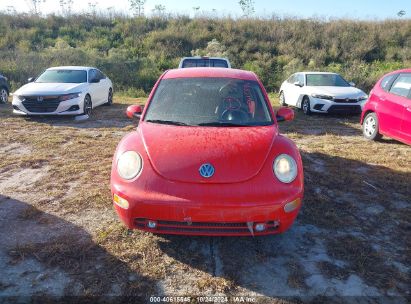 Lot #2995282374 2002 VOLKSWAGEN NEW BEETLE GLS