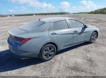 Lot #2992823856 2023 HYUNDAI ELANTRA SEL