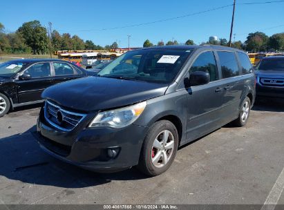 Lot #2996536424 2011 VOLKSWAGEN ROUTAN SE