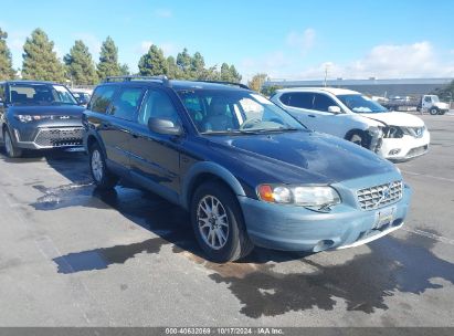 Lot #2992832893 2004 VOLVO XC70 2.5T