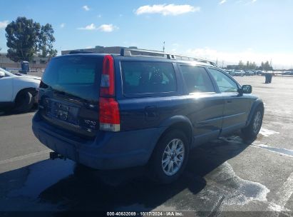 Lot #2992832893 2004 VOLVO XC70 2.5T