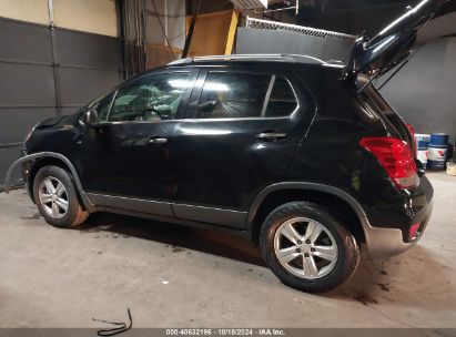 Lot #3036721932 2020 CHEVROLET TRAX AWD LT