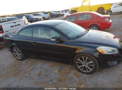 Lot #2992823476 2011 VOLVO C70 T5