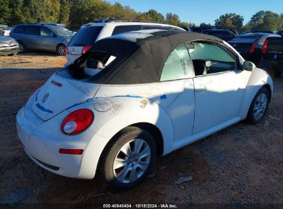 Lot #2991586636 2010 VOLKSWAGEN NEW BEETLE 2.5L