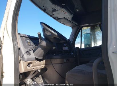 Lot #2992830117 2014 FREIGHTLINER CASCADIA 125