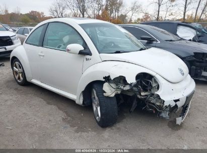 Lot #2995298090 2008 VOLKSWAGEN NEW BEETLE BLACK TIE EDITION/TRIPLE WHITE