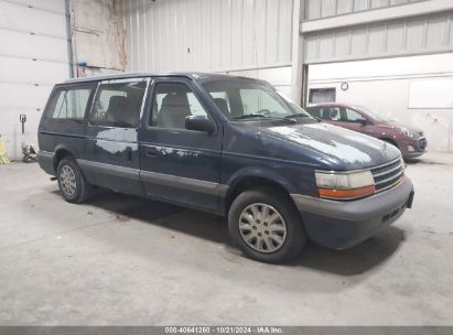 Lot #3053068575 1994 PLYMOUTH GRAND VOYAGER SE