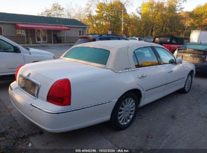 Lot #2995298046 2005 LINCOLN TOWN CAR SIGNATURE