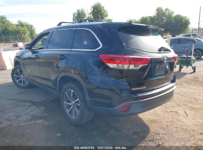 Lot #3046373818 2019 TOYOTA HIGHLANDER XLE