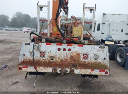 Lot #2992829907 2005 FREIGHTLINER MEDIUM CONVENTIONAL FL70