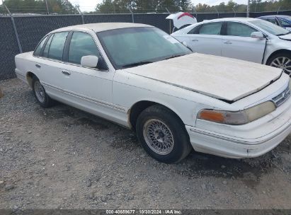 Lot #2987909455 1996 FORD CROWN VICTORIA LX