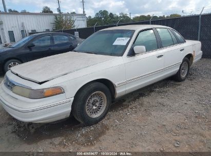 Lot #2987909455 1996 FORD CROWN VICTORIA LX