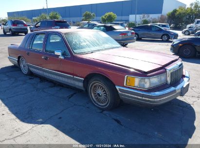 Lot #2992832824 1990 LINCOLN TOWN CAR SIGNATURE