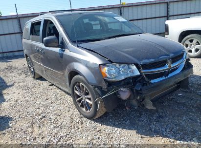 Lot #3006594161 2017 DODGE GRAND CARAVAN SXT