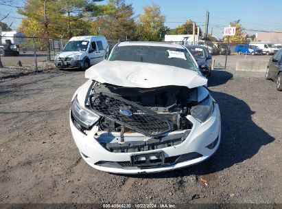 Lot #2992823026 2015 FORD TAURUS SHO