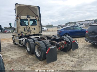 Lot #2992829436 2016 FREIGHTLINER CASCADIA 125