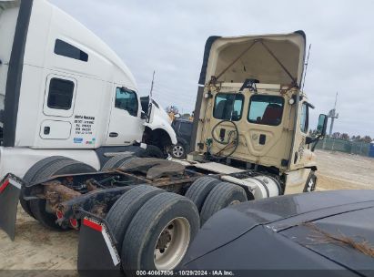 Lot #2992829436 2016 FREIGHTLINER CASCADIA 125