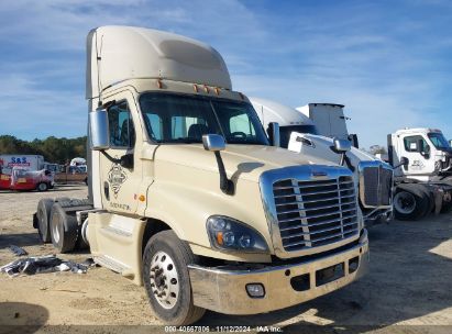 Lot #2992829436 2016 FREIGHTLINER CASCADIA 125