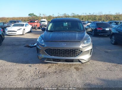 Lot #2992822972 2022 FORD ESCAPE SE HYBRID