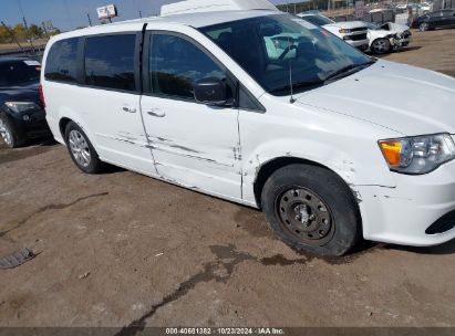 Lot #3035095725 2017 DODGE GRAND CARAVAN SE