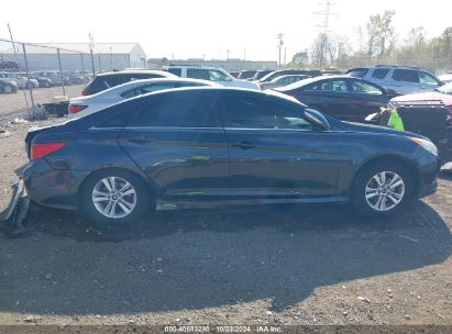 Lot #3006594358 2014 HYUNDAI SONATA GLS