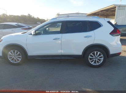 Lot #2992832738 2020 NISSAN ROGUE SV FWD