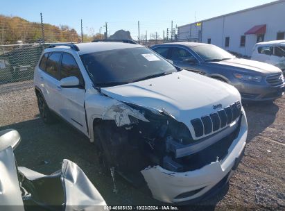 Lot #3035085604 2019 JEEP CHEROKEE ALTITUDE 4X4