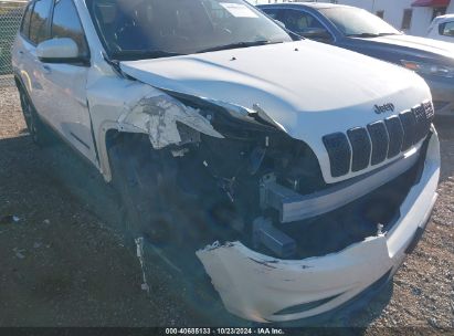 Lot #3035085604 2019 JEEP CHEROKEE ALTITUDE 4X4