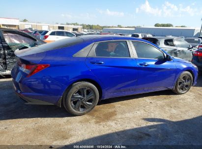 Lot #3035085595 2022 HYUNDAI ELANTRA SEL