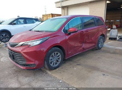 Lot #3053063895 2021 TOYOTA SIENNA LE